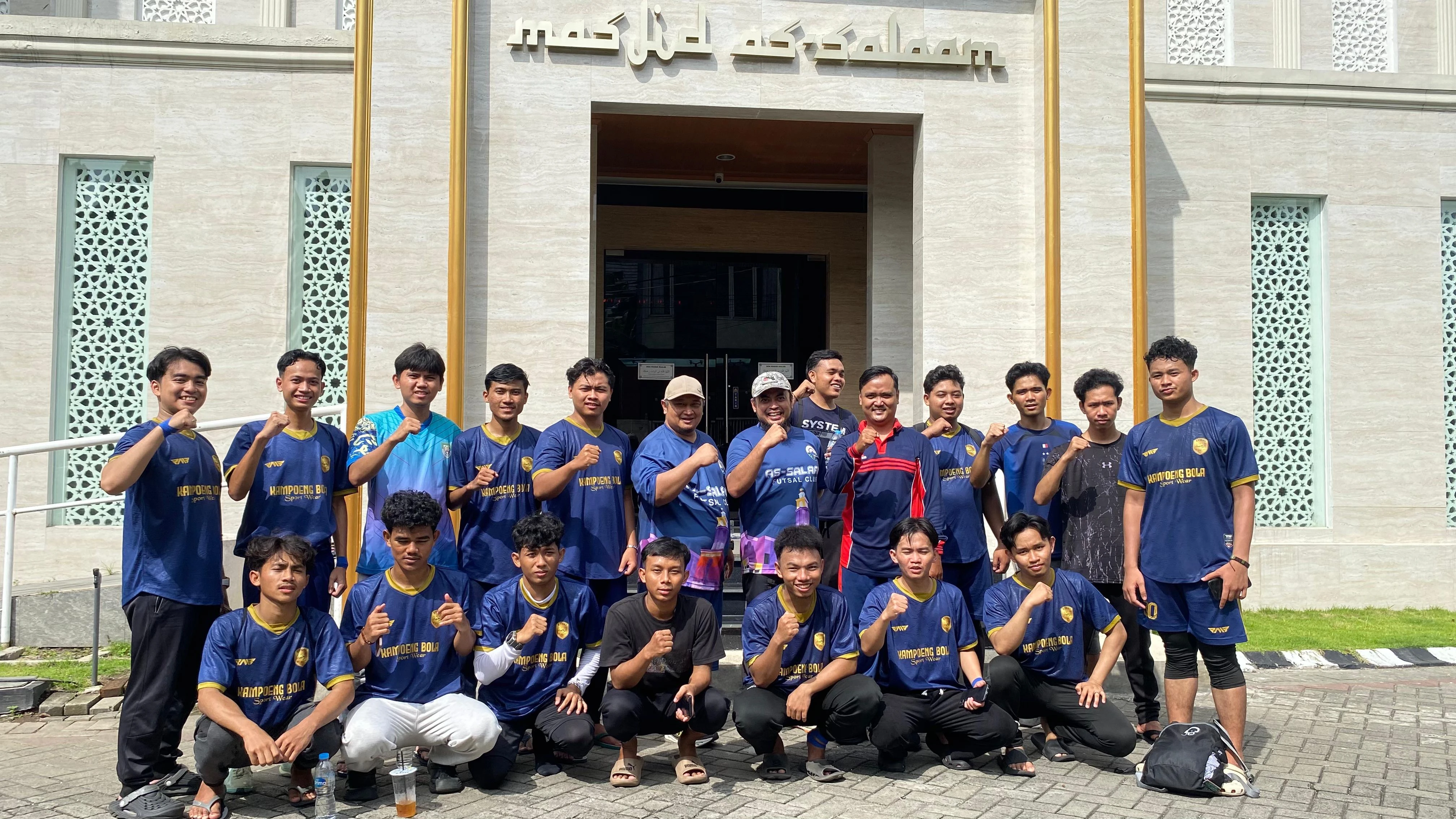 Bukan Sekadar Futsal, Mahasiswa STIDKI Ar Rahmah dan Remaja Masjid As-Salam Bangun Ukhuwah dari Lapangan